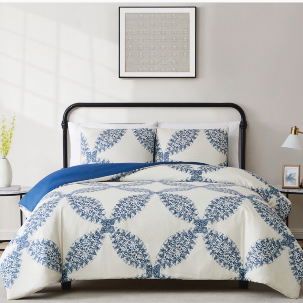 Cannon 3 piece Full/Queen Duvet Cover
